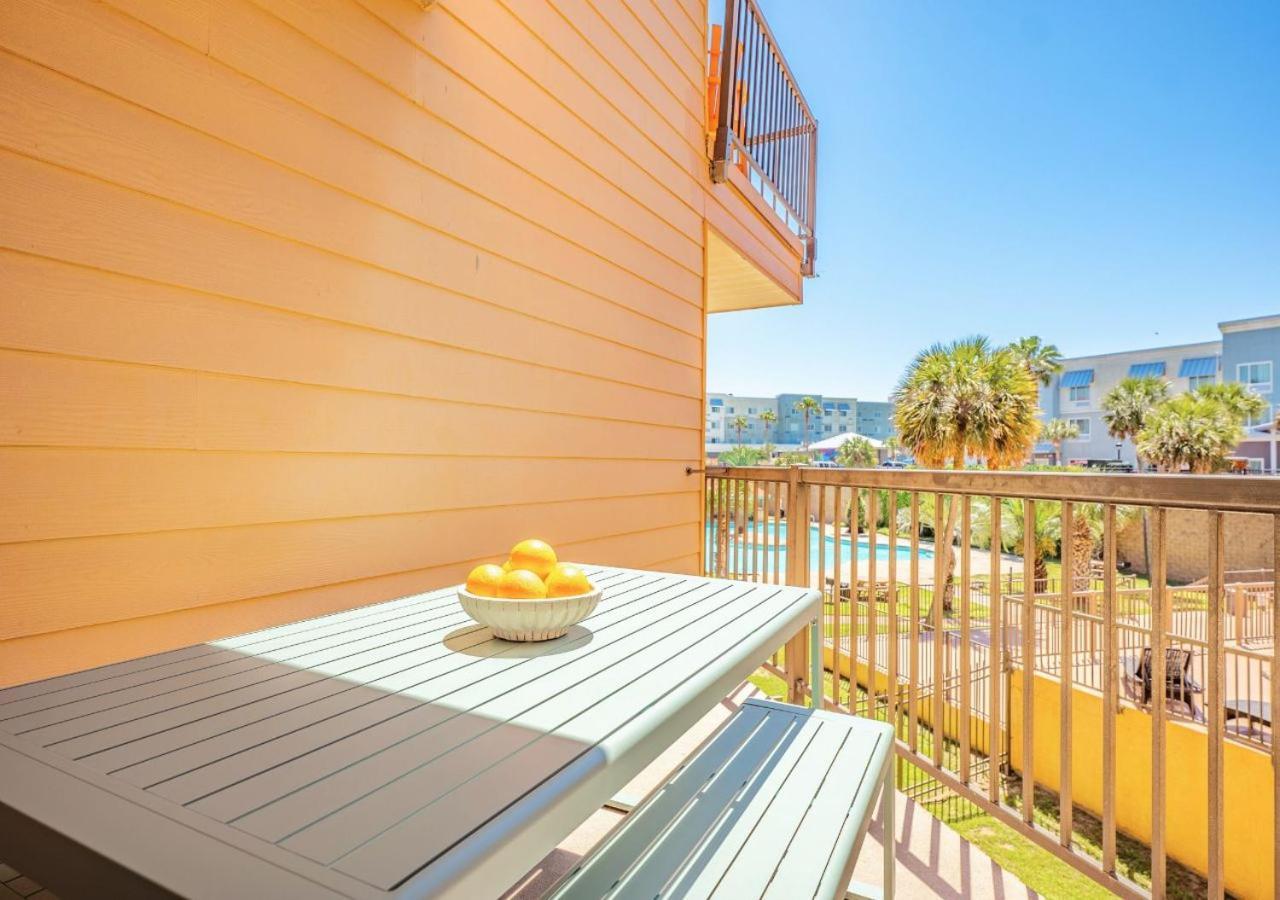 Poolside Paradise Galveston Buitenkant foto